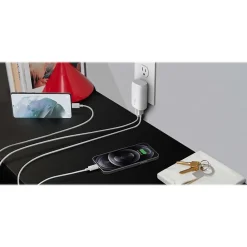 BoostCharge USB Type-C Universal Car Charger, Black (CCA004BTBK)<Belkin Online