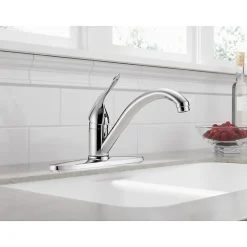 Delta Commercial HDF Single Handle Kitchen Faucet, Chrome (100LF-HDF)