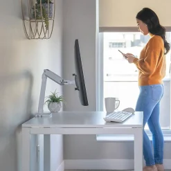 Outlet Ergotron MXV Desk Adjustable Single Arm with 2-Piece Clamp, Up to 34