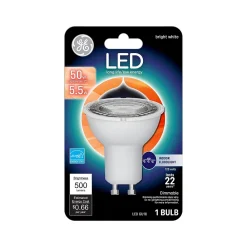 GE 5.5 Watt Bright White LED Floodlight Bulb (93120809)
