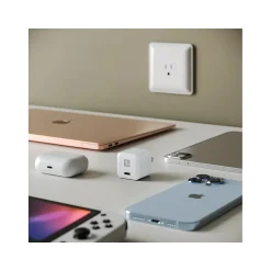 30W Universal USB Type-C Wall Charger, White (JWCG130WH)<JOURNEY Outlet