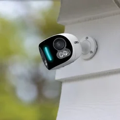 Lorex Wi-Fi 4K Dual-Lens Smart Security Camera with Smart Security Lighting, White (W891UAD-E)