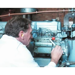 3M E-A-R Classic Earplugs, Uncorded, Pillow Pack, 200 Pairs/Case (310-1001)