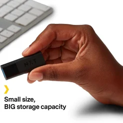 NXT Technologies ™ 8GB USB 2.0 Type A Flash Drive, Black (NX27987-US/CC)