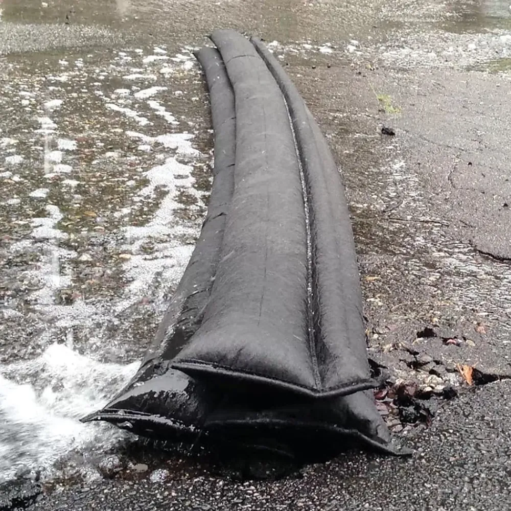 Quick Dam ™ Flood Barriers 3.5" x 17' (204") (QD617-1)