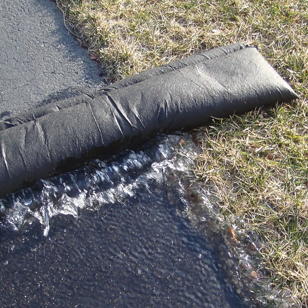 Quick Dam ™ Flood Barriers 3.5" x 17' (204") (QD617-1)