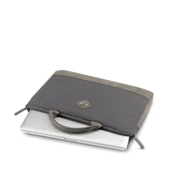 Pilot Slim Brief 15.6 Inch Laptop Sleeve (UBN130-10)<Solo New York Clearance