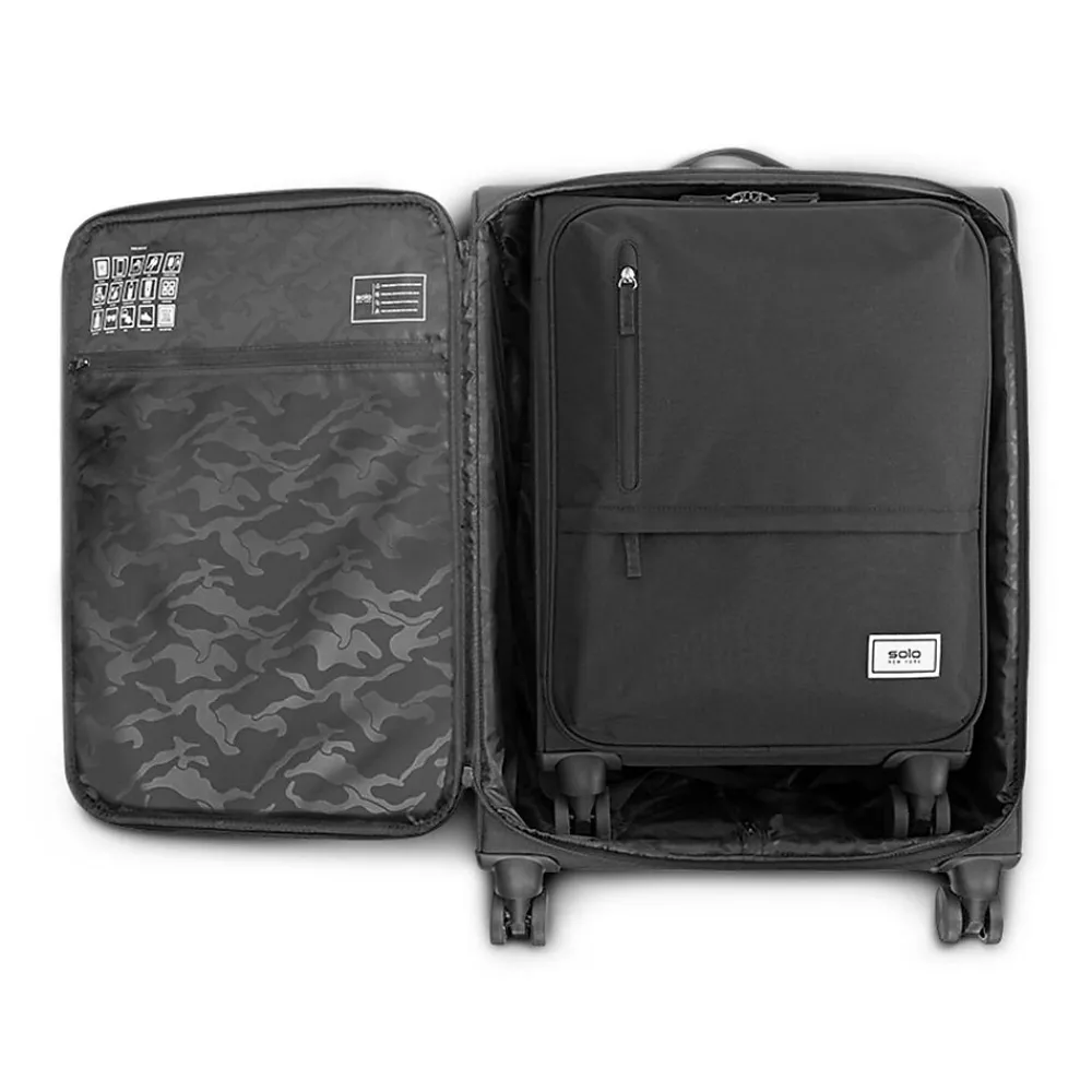 Re:treat 22" Carry-On Suitcase, 4-Wheeled Spinner, TSA Checkpoint Friendly, Black (UBN930-4)<Solo New York Hot