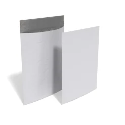 Sale Staples 10.25 x 13.5 Self-Sealing Bubble Mailer, #4, White, 100/Carton (ST56627)
