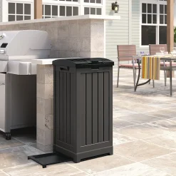 Resin Trash Can with Lid, 39 Gallon, Peppercorn and Black (GH3900)<Suncast Online