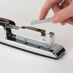 Staplers|Swingline 747 Desktop Stapler, 25-Sheet Capacity, Chrome (74720)