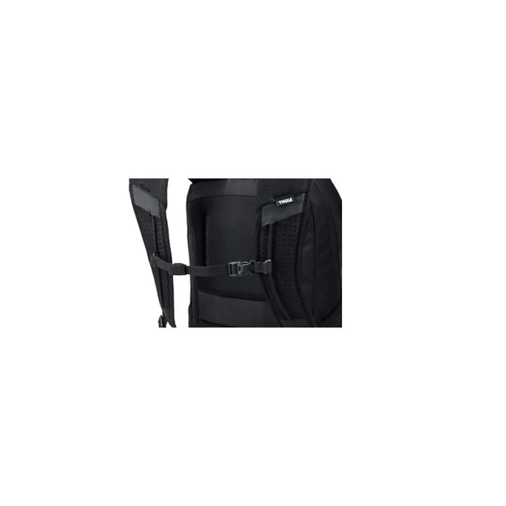 Accent 20L Laptop Backpack, Black (3204812)<Thule