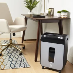 Best TRU RED ™ 12-Sheet Micro-Cut Personal Shredder (TR-NMC122A)